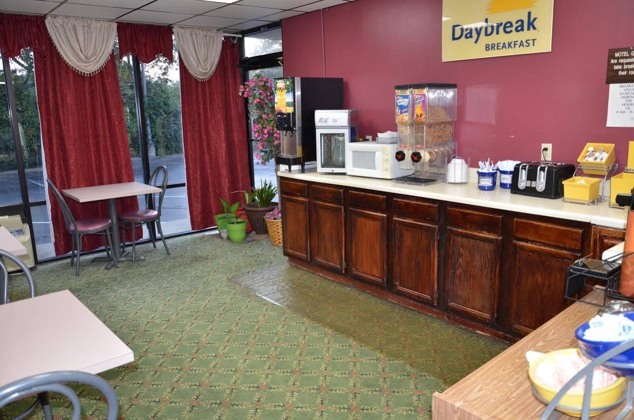Days Inn Cheraw المظهر الخارجي الصورة